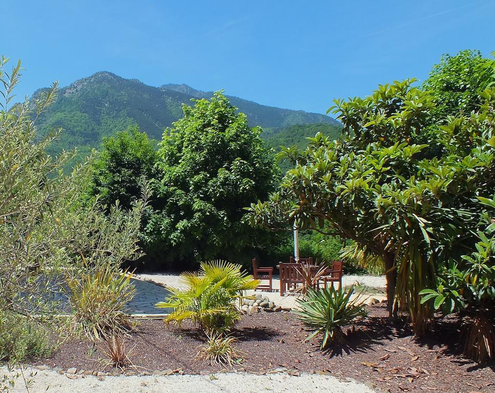 La Chataigneraie Bed & Breakfast Sahorre Exterior photo